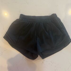 🖤 Lululemon Hotty Hot Shorts 🖤